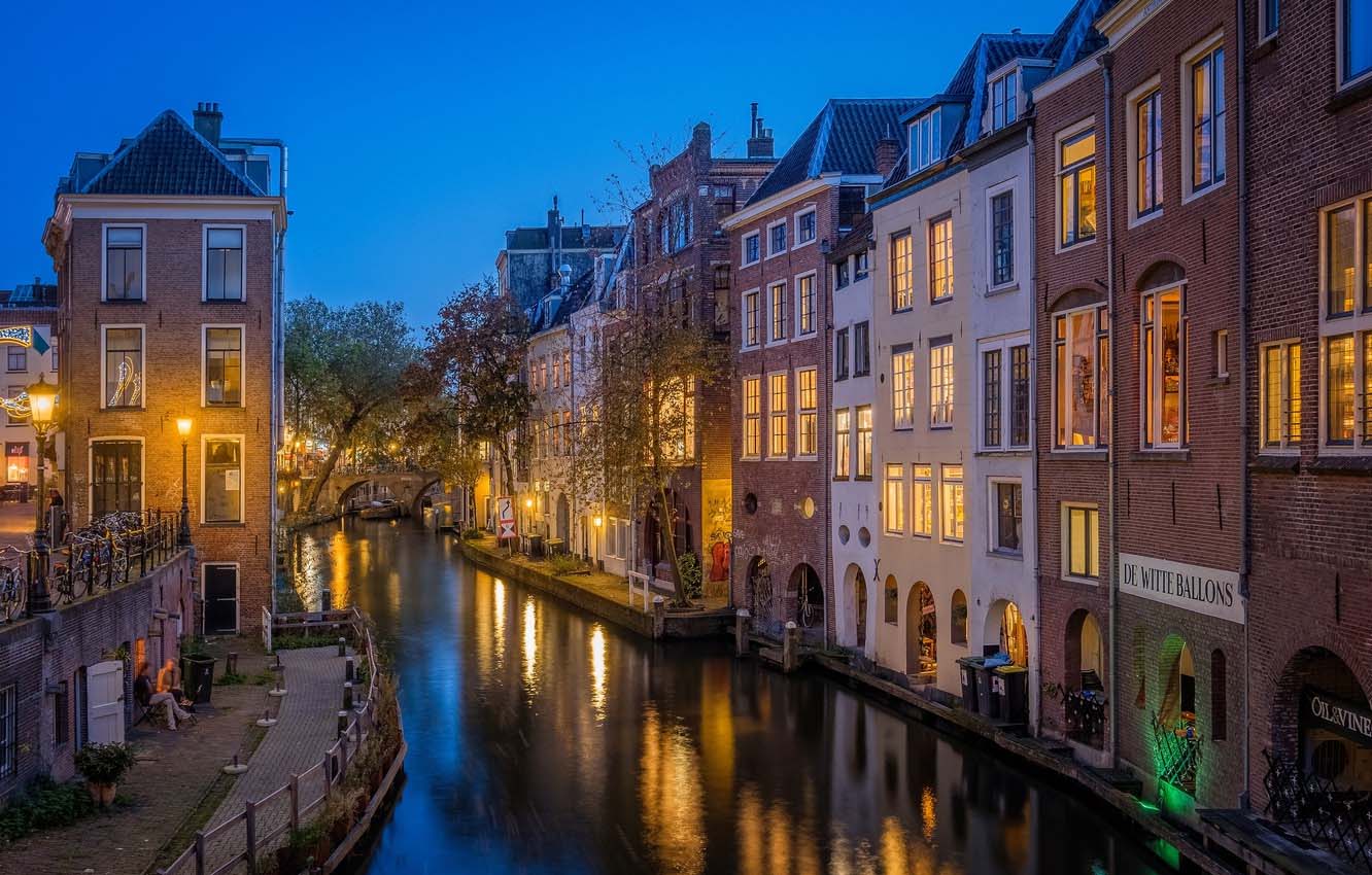 Help finding a rental property in the Netherlands color